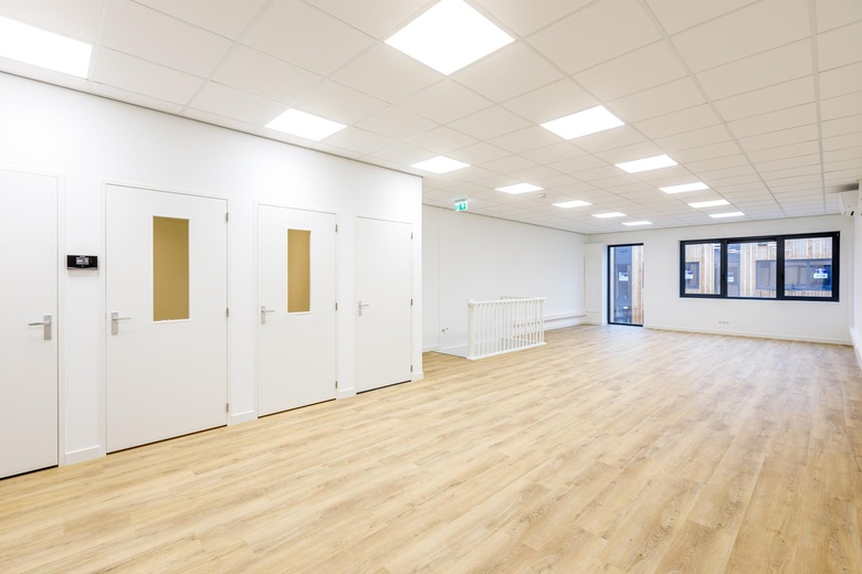 BedrijfsruimteaanDijnselburgerlaan 3 A 4<br/> inZeist