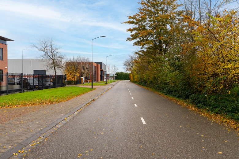 KantoorruimteaanIppelseweg 15 b<br/> inNieuwendijk KantoorruimteaanIppelseweg 15 b<br/> inNieuwendijk