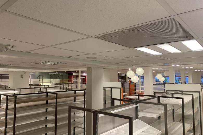 WinkelruimteaanRaadhuisplein 25 - 27<br/> inRozenburg