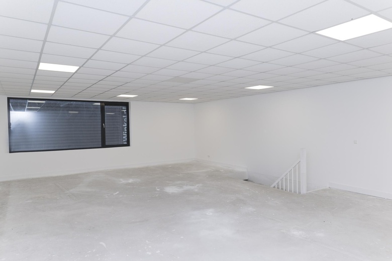 BedrijfsruimteaanZonnehorst 13 f<br/> inZutphen