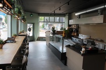 Bekijk foto 3 van Mecklenburgstraat 2