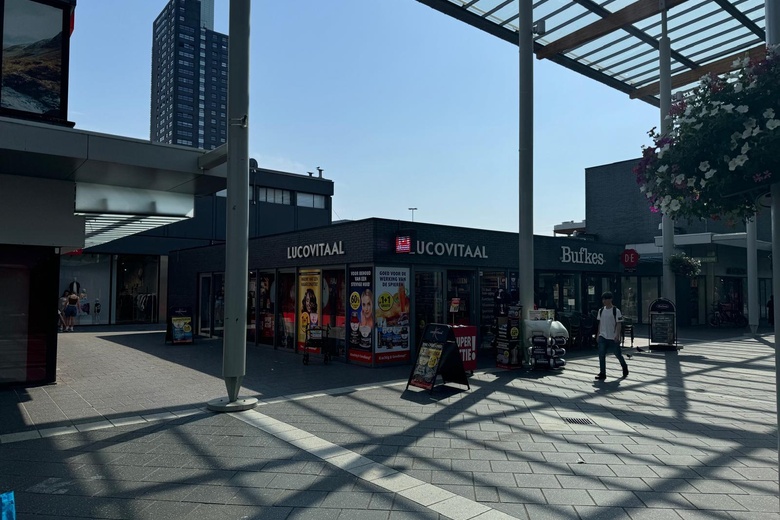 WinkelruimteaanWinkelcentrum Woensel 287<br/> inEindhoven WinkelruimteaanWinkelcentrum Woensel 287<br/> inEindhoven