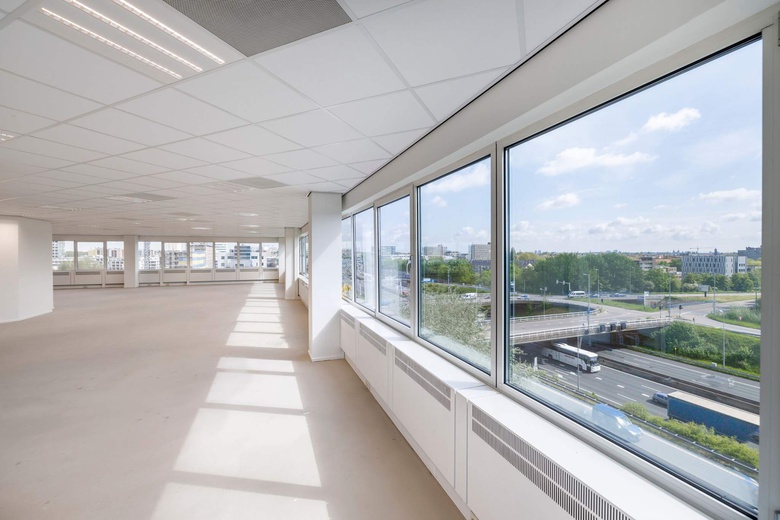 KantoorruimteaanOverschiestraat 61<br/> inAmsterdam