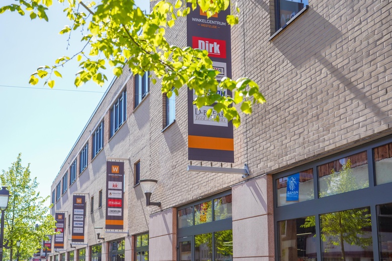 WinkelruimteaanBehouden Haven 9<br/> inZaandam