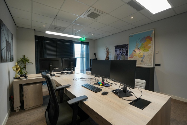 KantoorruimteaanStationsplein 1<br/> inHeesch