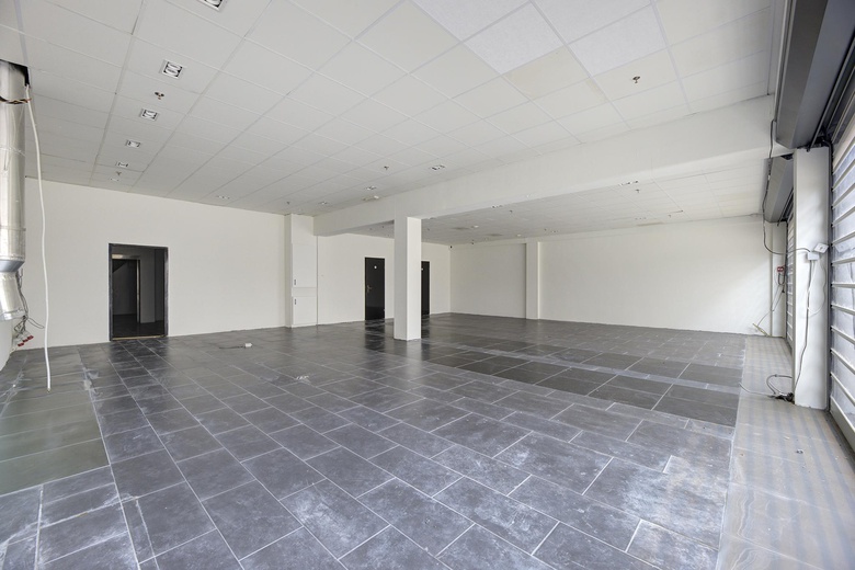WinkelruimteaanIn den Vijfhoek 121<br/> inOldenzaal WinkelruimteaanIn den Vijfhoek 121<br/> inOldenzaal