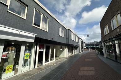 Bekijk foto 2 van Herenstraat 8