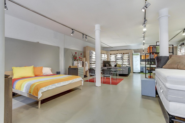 WinkelruimteaanWaterstraat 54<br/> inTiel WinkelruimteaanWaterstraat 54<br/> inTiel