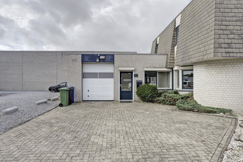 KantoorruimteaanDe Pinckart 25 - 27<br/> inNuenen KantoorruimteaanDe Pinckart 25 - 27<br/> inNuenen