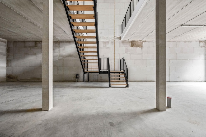 BedrijfsruimteaanHavenstraat 76 d<br/> inHuizen BedrijfsruimteaanHavenstraat 76 d<br/> inHuizen