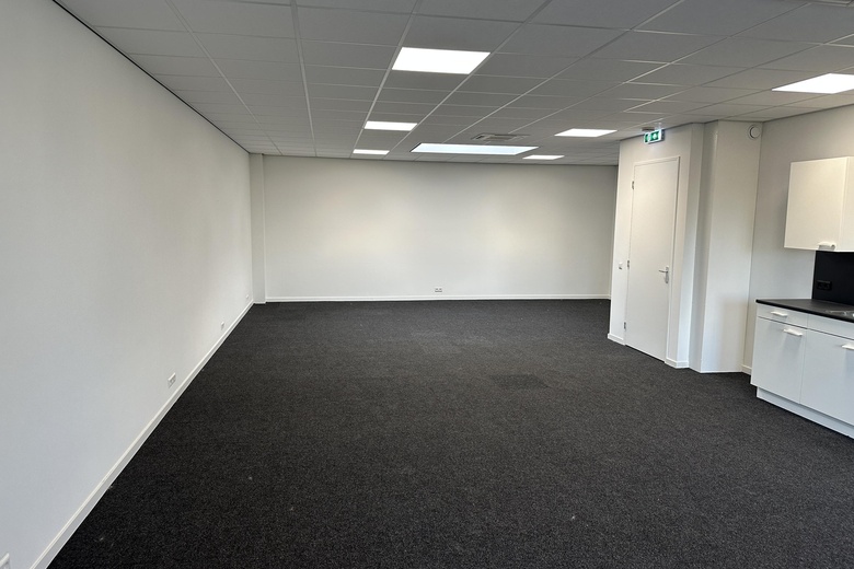 BedrijfsruimteaanStaringlaan 14 B<br/> inWaddinxveen