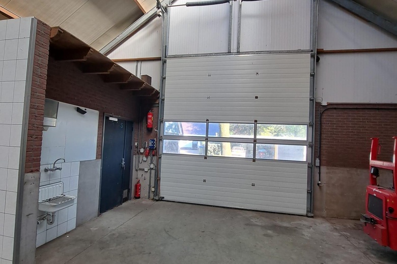 BedrijfsruimteaanBarneveldseweg 85<br/> inLunteren