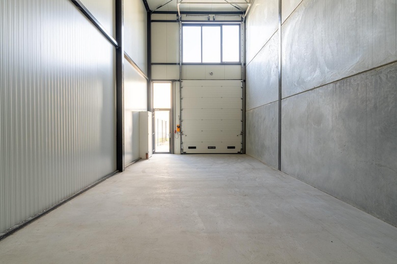 BedrijfsruimteaanIndustrieweg 10 h<br/> inGiessen