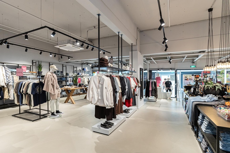 WinkelruimteaanMakado-Center 12<br/> inAlblasserdam