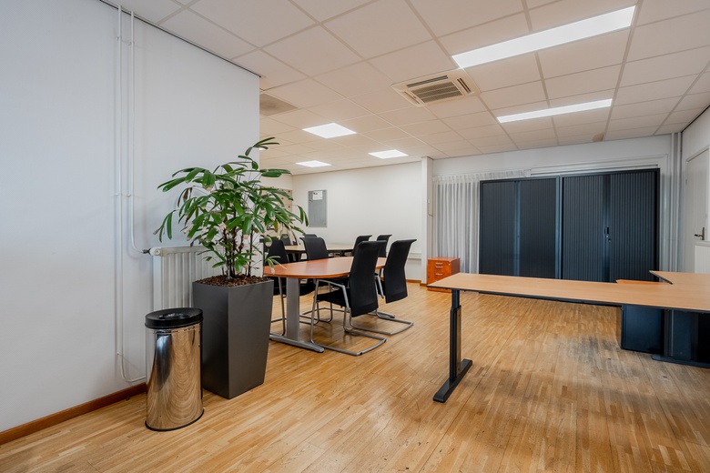 KantoorruimteaanDoorbraakweg 31<br/> inGramsbergen KantoorruimteaanDoorbraakweg 31<br/> inGramsbergen