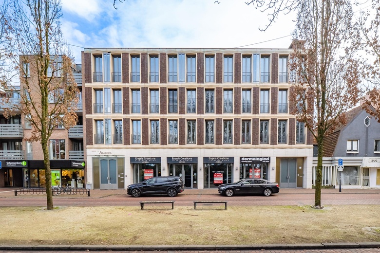 WinkelruimteaanSlotlaan 84<br/> inZeist