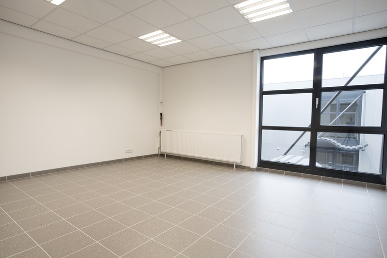 BedrijfsruimteaanWeerterveld 71<br/> inMeerssen BedrijfsruimteaanWeerterveld 71<br/> inMeerssen