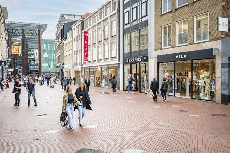 WinkelruimteaanDemer 17<br/> inEindhoven WinkelruimteaanDemer 17<br/> inEindhoven