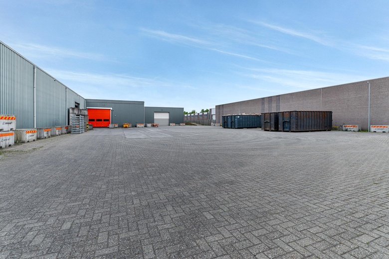 BedrijfsruimteaanGulberg 22<br/> inNuenen BedrijfsruimteaanGulberg 22<br/> inNuenen