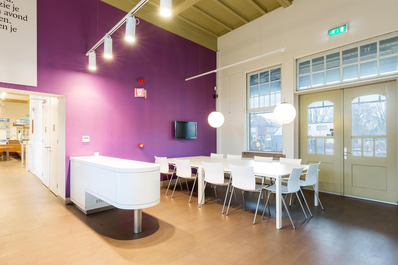 WinkelruimteaanStationsweg 3 E<br/> inBussum WinkelruimteaanStationsweg 3 E<br/> inBussum