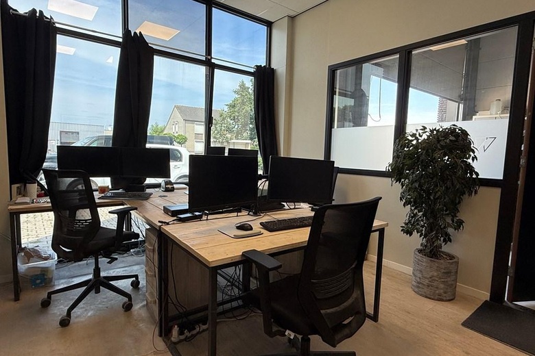 BedrijfsruimteaanLandweerstraat-Zuid 138 C<br/> inOss