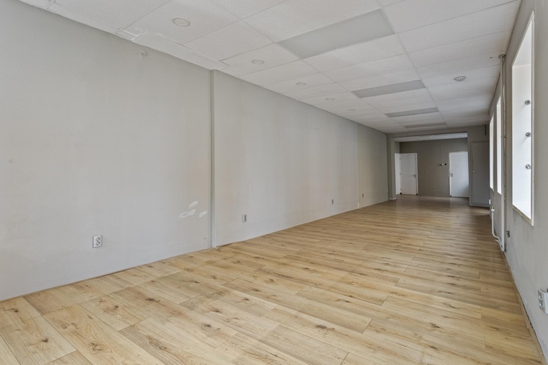 WinkelruimteaanHoogbrugstraat 2<br/> inMaastricht WinkelruimteaanHoogbrugstraat 2<br/> inMaastricht