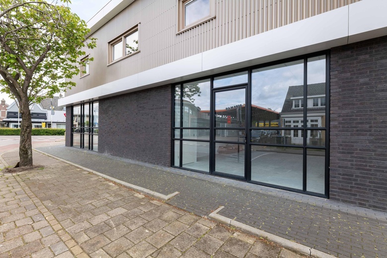 WinkelruimteaanRijksstraatweg 63<br/> inHellevoetsluis