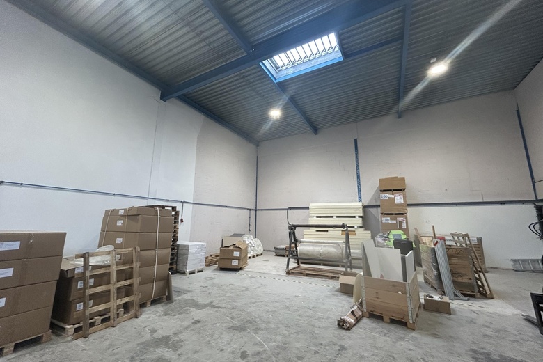 BedrijfsruimteaanOverijsselhaven 123<br/> inNieuwegein