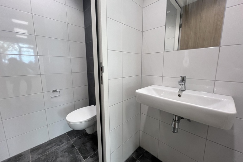 BedrijfsruimteaanEdisonstraat 22 E<br/> inNumansdorp