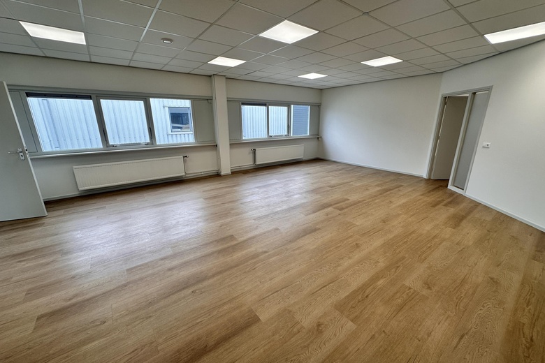 Kantoorruimteaande Oude Veiling 72<br/> inZwaag
