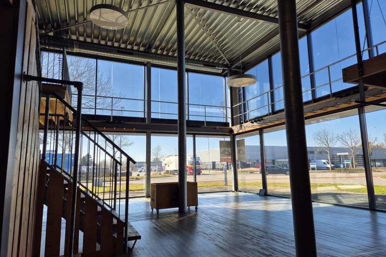 BedrijfsruimteaanKernweg 1<br/> inHoorn