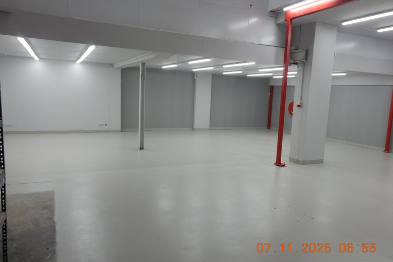 BedrijfsruimteaanNeutronstraat 7 8<br/> inGroningen