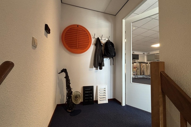 BedrijfsruimteaanSchuit 16 J<br/> inOudkarspel