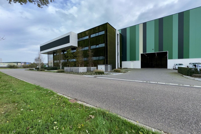 BedrijfsruimteaanFranklinstraat 7<br/> inOostrum BedrijfsruimteaanFranklinstraat 7<br/> inOostrum