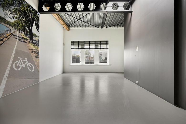 BedrijfsruimteaanDe Bloemendaal 5<br/> inDen Bosch