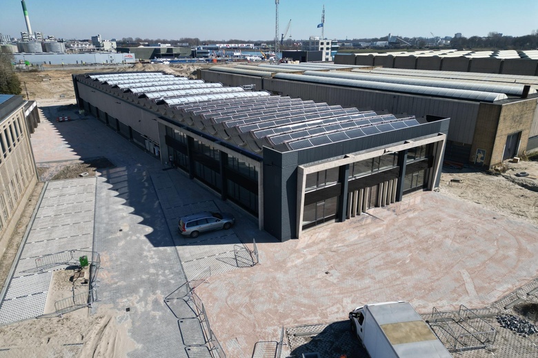 BedrijfsruimteaanLindtsedijk 14 C<br/> inZwijndrecht