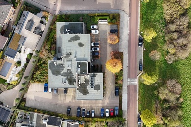 Bekijk foto 2 van Stationsweg 78