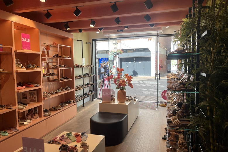 WinkelruimteaanSteenweg 52<br/> inUtrecht