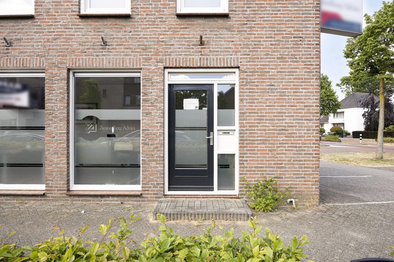 Kantoorruimteaan't Dorp 103<br/> inHeesch Kantoorruimteaan't Dorp 103<br/> inHeesch