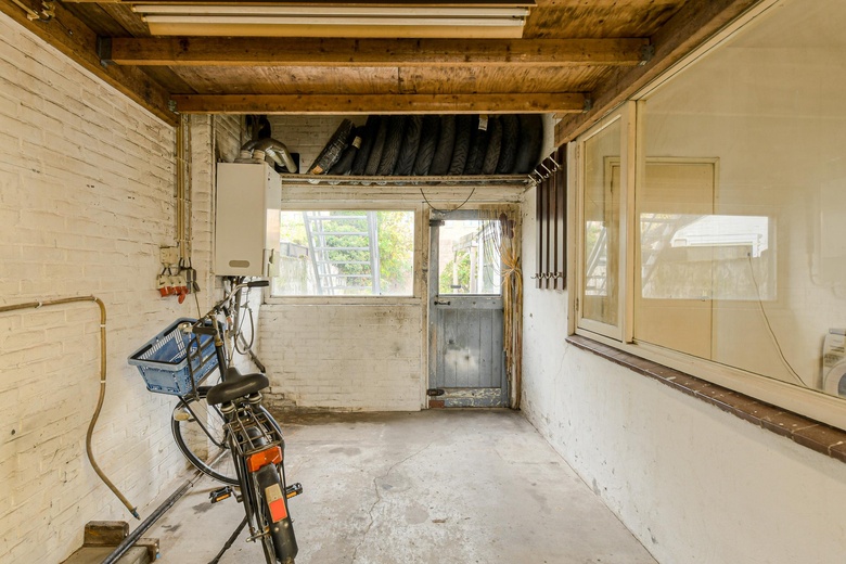 BedrijfsruimteaanHoge Steenweg 75<br/> inBreda BedrijfsruimteaanHoge Steenweg 75<br/> inBreda