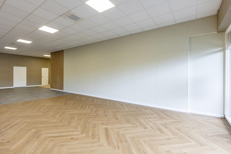 WinkelruimteaanTamboerijn 17<br/> inSoest