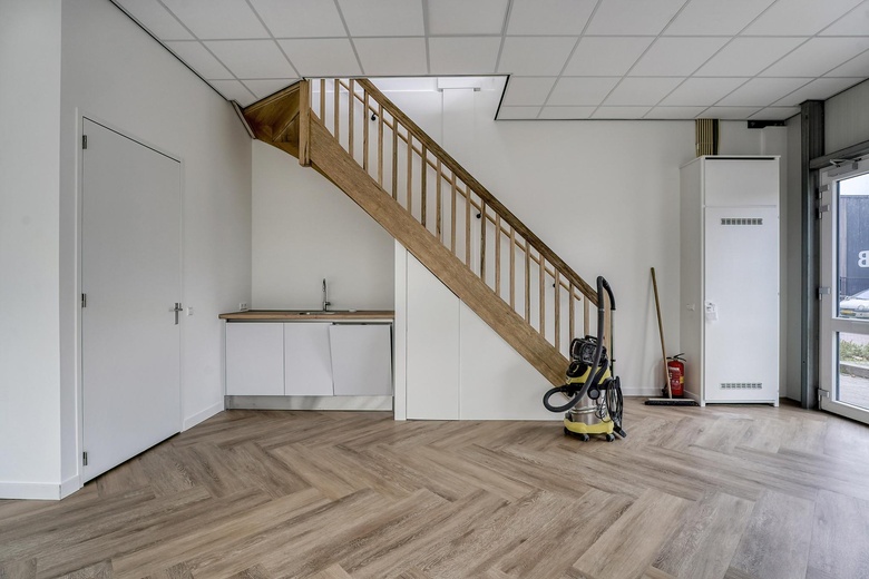 KantoorruimteaanFloris Versterlaan 60 B<br/> inLeiden