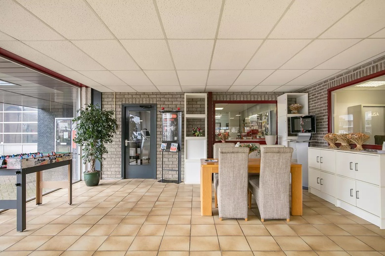 Bekijk foto 14 in  aan de  in 