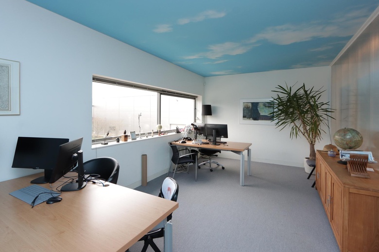 BedrijfsruimteaanDe Huchtstraat 14<br/> inAlmere BedrijfsruimteaanDe Huchtstraat 14<br/> inAlmere