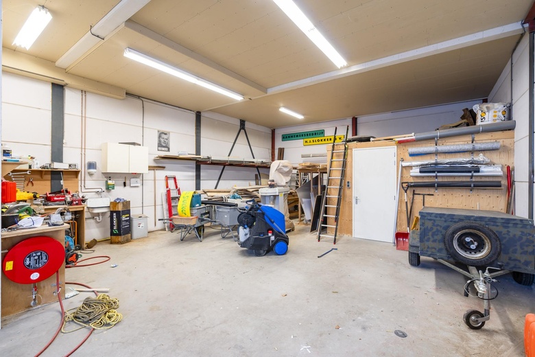 BedrijfsruimteaanAmbachtsweg 52 b<br/> inHuizen