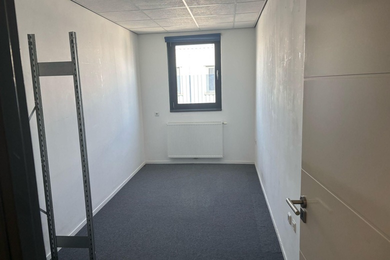 KantoorruimteaanSiloweg 642<br/> inDen Bosch KantoorruimteaanSiloweg 642<br/> inDen Bosch