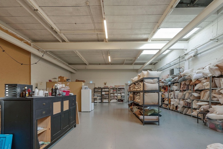 BedrijfsruimteaanRhoneweg 20<br/> inAmsterdam