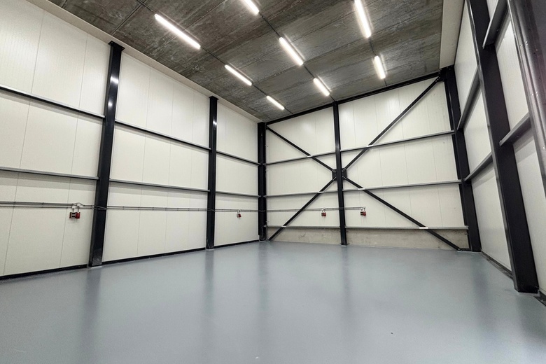 BedrijfsruimteaanStuwadoorstraat 21 0014<br/> inVelsen BedrijfsruimteaanStuwadoorstraat 21 0014<br/> inVelsen