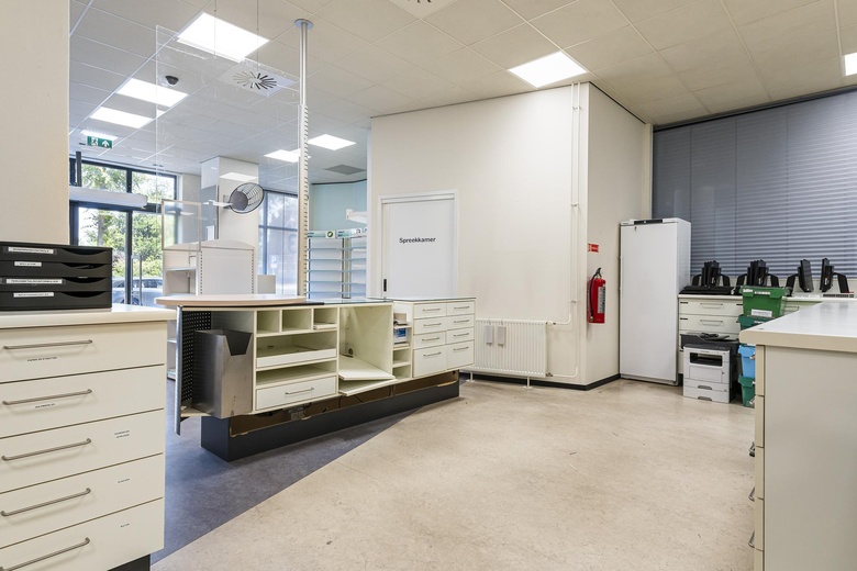 KantoorruimteaanLoolaan 35<br/> inApeldoorn KantoorruimteaanLoolaan 35<br/> inApeldoorn