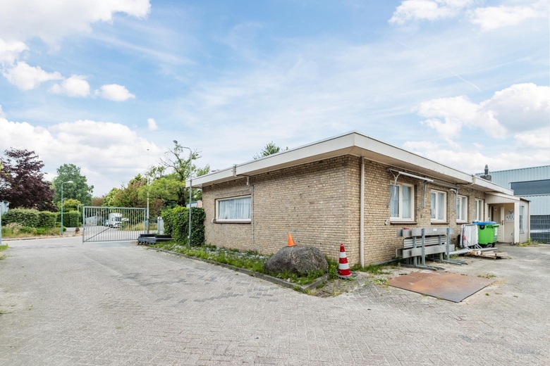 BedrijfsruimteaanAmbachtsweg 1<br/> inLeusden BedrijfsruimteaanAmbachtsweg 1<br/> inLeusden